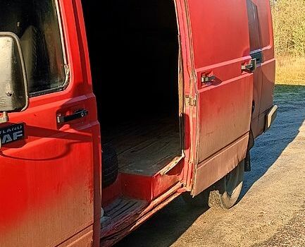 Красный Даф 400, объемом двигателя 2.5 л и пробегом 300 тыс. км за 2700 $, фото 3 на Automoto.ua