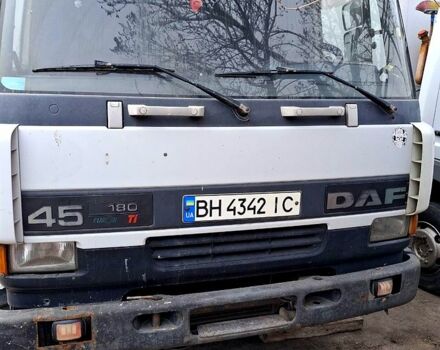 Белый Даф 45, объемом двигателя 5.9 л и пробегом 224 тыс. км за 6500 $, фото 3 на Automoto.ua