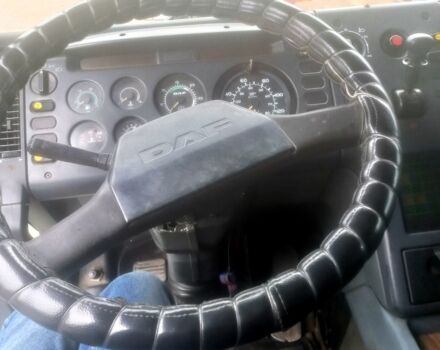 Белый Даф 95, объемом двигателя 11.6 л и пробегом 800 тыс. км за 3500 $, фото 1 на Automoto.ua