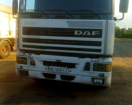 Белый Даф 95, объемом двигателя 11.6 л и пробегом 800 тыс. км за 3500 $, фото 9 на Automoto.ua