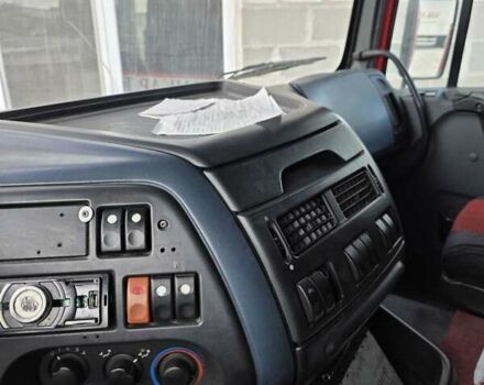 Красный Даф 95, объемом двигателя 0 л и пробегом 100 тыс. км за 19500 $, фото 1 на Automoto.ua