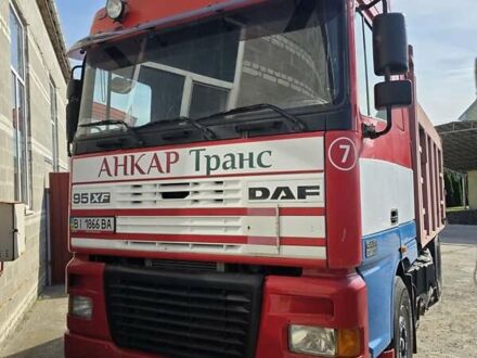 Даф 95 2000 в Кременчуге на Automoto.ua Красный Даф 95, объемом двигателя 0 л и пробегом 100 тыс. км за 19500 $, фото 1 на Automoto.ua