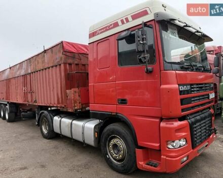 Красный Даф 95, объемом двигателя 12.58 л и пробегом 411 тыс. км за 14800 $, фото 1 на Automoto.ua