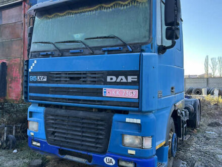 Даф 95, объемом двигателя 0 л и пробегом 1000 тыс. км за 5400 $, фото 1 на Automoto.ua