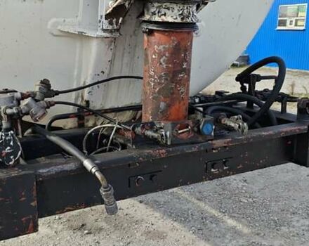 Даф 95 1999 у Дніпро (Дніпропетровську) на Automoto.ua Жовтий Даф 95, об'ємом двигуна 12.58 л та пробігом 1 тис. км за 8000 $, фото 21 на Automoto.ua