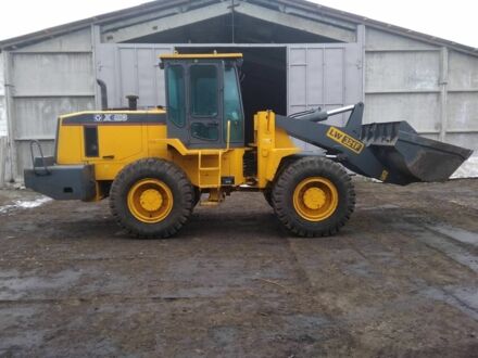 Даф 95 XF 380 2007 в Тростянец на Automoto.ua Даф 95 XF 380, объемом двигателя 12.58 л и пробегом 0 тыс. км за 36000 $, фото 1 на Automoto.ua