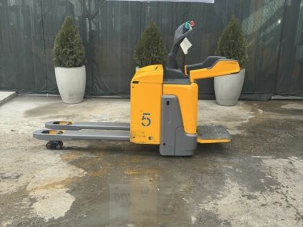 Даф 95 XF 380 2019 в Вышгороде на Automoto.ua Даф 95 XF 380, объемом двигателя 12.58 л и пробегом 0 тыс. км за 4000 $, фото 1 на Automoto.ua