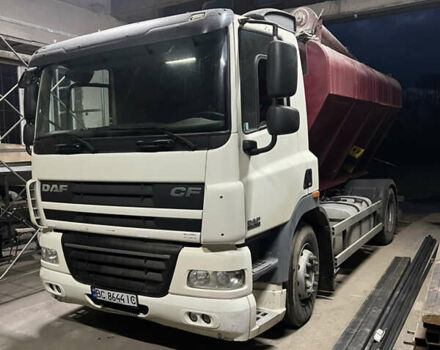 Белый Даф СФ, объемом двигателя 12.9 л и пробегом 900 тыс. км за 23000 $, фото 2 на Automoto.ua