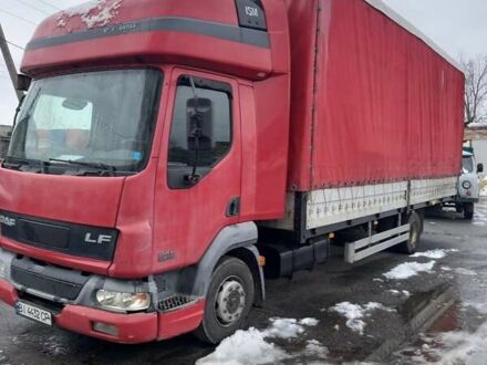 Красный Даф ФА, объемом двигателя 5.77 л и пробегом 695 тыс. км за 12500 $, фото 1 на Automoto.ua