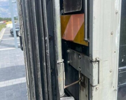 Черный Даф ЛФ, объемом двигателя 3.92 л и пробегом 475 тыс. км за 13490 $, фото 16 на Automoto.ua