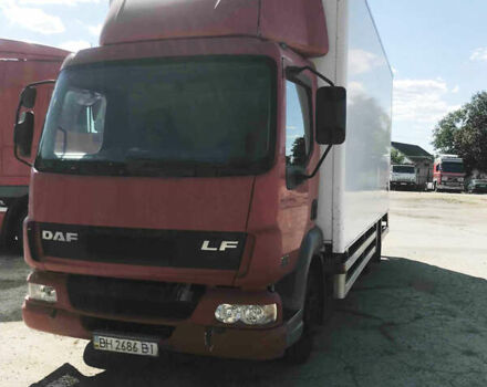 Червоний Даф LF, об'ємом двигуна 3.9 л та пробігом 935 тис. км за 16000 $, фото 1 на Automoto.ua