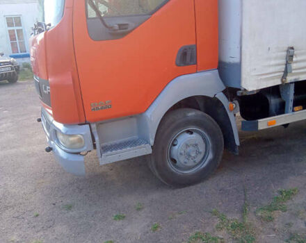 Червоний Даф LF, об'ємом двигуна 5.9 л та пробігом 638 тис. км за 12500 $, фото 2 на Automoto.ua