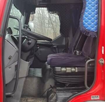 Красный Даф ЛФ, объемом двигателя 5.88 л и пробегом 836 тыс. км за 15500 $, фото 15 на Automoto.ua