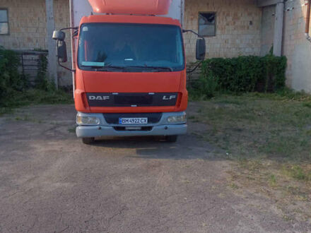 Даф ЛФ 2005 в Тростянец на Automoto.ua Красный Даф ЛФ, объемом двигателя 5.9 л и пробегом 638 тыс. км за 12500 $, фото 1 на Automoto.ua