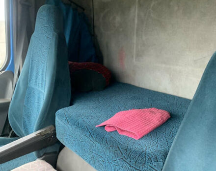 Синий Даф ЛФ, объемом двигателя 4 л и пробегом 816 тыс. км за 12500 $, фото 12 на Automoto.ua