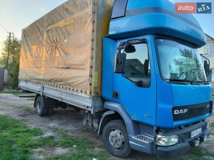 Синий Даф ЛФ, объемом двигателя 3.92 л и пробегом 930 тыс. км за 8999 $, фото 1 на Automoto.ua