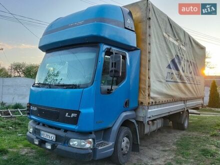 Синий Даф ЛФ, объемом двигателя 3.92 л и пробегом 930 тыс. км за 9500 $, фото 1 на Automoto.ua