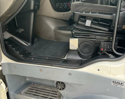 Білий Даф XF, об'ємом двигуна 12.9 л та пробігом 515 тис. км за 38800 $, фото 12 на Automoto.ua