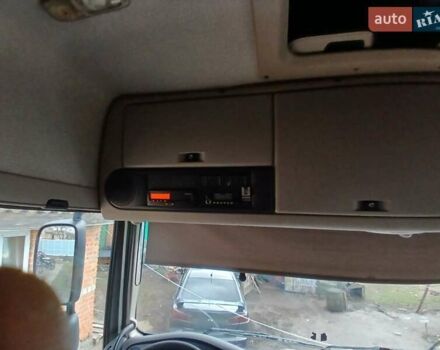 Белый Даф ХФ, объемом двигателя 12.9 л и пробегом 916 тыс. км за 25000 $, фото 5 на Automoto.ua