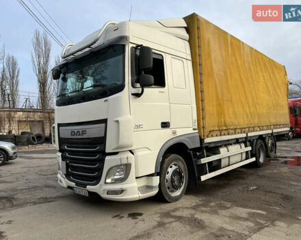Белый Даф ХФ, объемом двигателя 12.9 л и пробегом 700 тыс. км за 25000 $, фото 9 на Automoto.ua