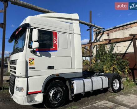 Белый Даф ХФ, объемом двигателя 12.9 л и пробегом 1000 тыс. км за 11800 $, фото 2 на Automoto.ua