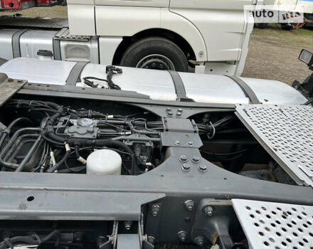 Белый Даф ХФ, объемом двигателя 12.8 л и пробегом 813 тыс. км за 27500 $, фото 4 на Automoto.ua