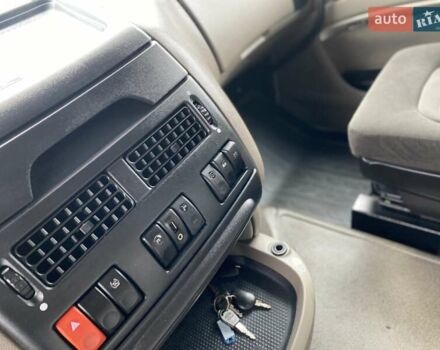 Белый Даф ХФ, объемом двигателя 12.9 л и пробегом 856 тыс. км за 15999 $, фото 38 на Automoto.ua