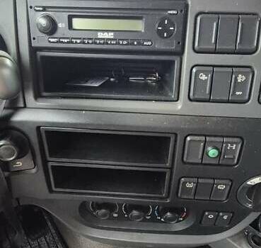 Белый Даф ХФ, объемом двигателя 12.9 л и пробегом 1 тыс. км за 17000 $, фото 12 на Automoto.ua