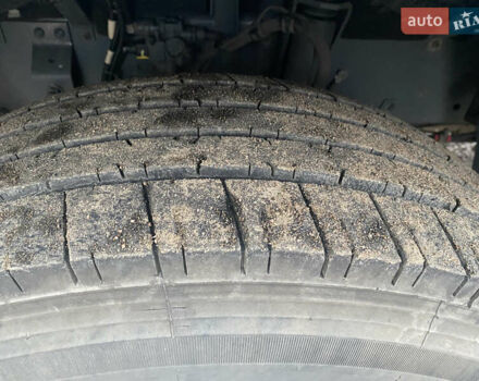 Белый Даф ХФ, объемом двигателя 12.9 л и пробегом 844 тыс. км за 21500 $, фото 4 на Automoto.ua