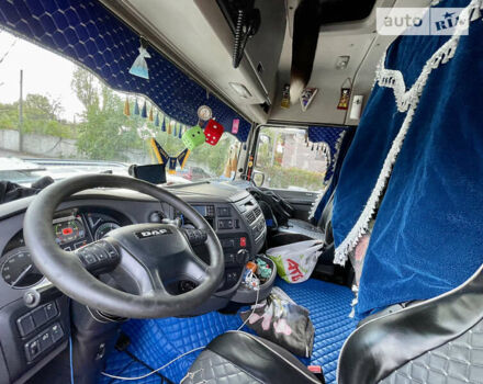 Белый Даф ХФ, объемом двигателя 12.9 л и пробегом 886 тыс. км за 15500 $, фото 3 на Automoto.ua
