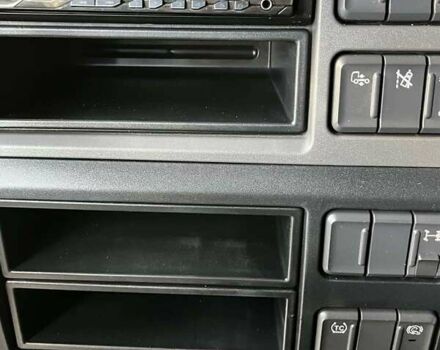 Белый Даф ХФ, объемом двигателя 12.9 л и пробегом 570 тыс. км за 25300 $, фото 24 на Automoto.ua