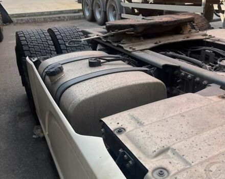 Белый Даф ХФ, объемом двигателя 12.9 л и пробегом 783 тыс. км за 21300 $, фото 4 на Automoto.ua