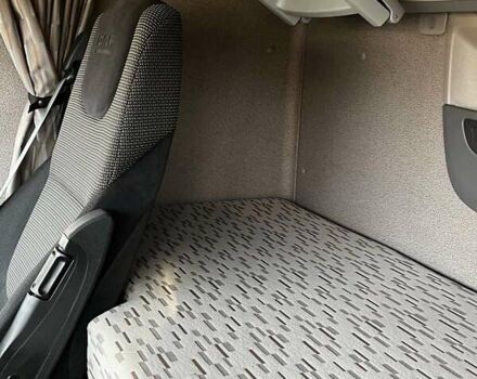 Белый Даф ХФ, объемом двигателя 12.9 л и пробегом 570 тыс. км за 25300 $, фото 16 на Automoto.ua