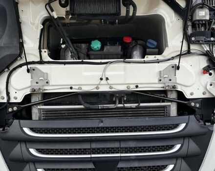 Белый Даф ХФ, объемом двигателя 12.9 л и пробегом 570 тыс. км за 25300 $, фото 18 на Automoto.ua