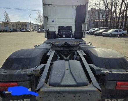 Белый Даф ХФ, объемом двигателя 12.9 л и пробегом 801 тыс. км за 26800 $, фото 3 на Automoto.ua