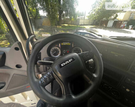 Белый Даф ХФ, объемом двигателя 12.9 л и пробегом 720 тыс. км за 31500 $, фото 30 на Automoto.ua