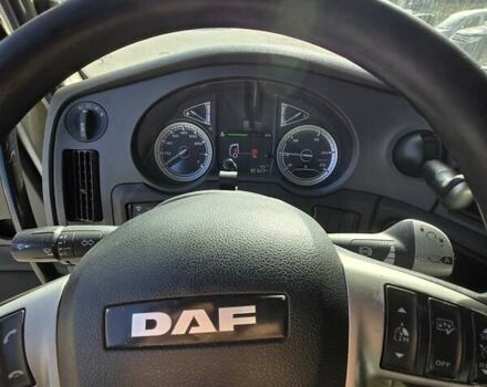 Белый Даф ХФ, объемом двигателя 12.9 л и пробегом 801 тыс. км за 26800 $, фото 4 на Automoto.ua