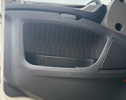 Белый Даф ХФ, объемом двигателя 12.9 л и пробегом 560 тыс. км за 32000 $, фото 26 на Automoto.ua