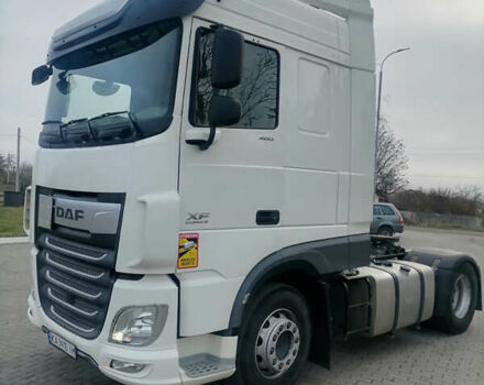 Белый Даф ХФ, объемом двигателя 12.9 л и пробегом 325 тыс. км за 36000 $, фото 2 на Automoto.ua