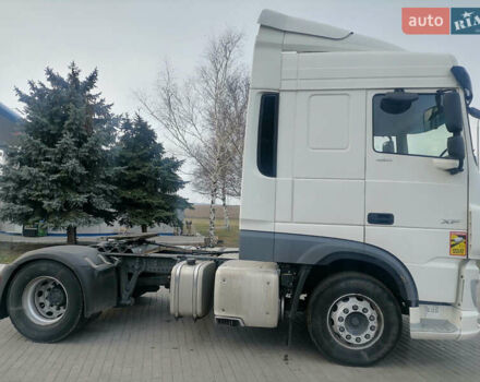 Белый Даф ХФ, объемом двигателя 12.9 л и пробегом 325 тыс. км за 36000 $, фото 3 на Automoto.ua