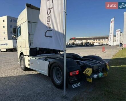 Белый Даф ХФ, объемом двигателя 12.9 л и пробегом 645 тыс. км за 41193 $, фото 3 на Automoto.ua