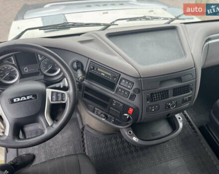 Белый Даф ХФ, объемом двигателя 12.9 л и пробегом 560 тыс. км за 32000 $, фото 20 на Automoto.ua