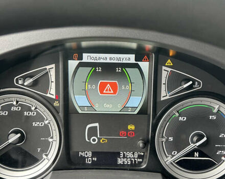 Белый Даф ХФ, объемом двигателя 12.9 л и пробегом 325 тыс. км за 36000 $, фото 18 на Automoto.ua