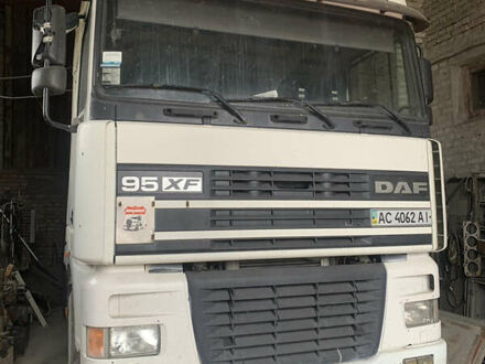 Белый Даф ХФ, объемом двигателя 0 л и пробегом 591 тыс. км за 4800 $, фото 1 на Automoto.ua