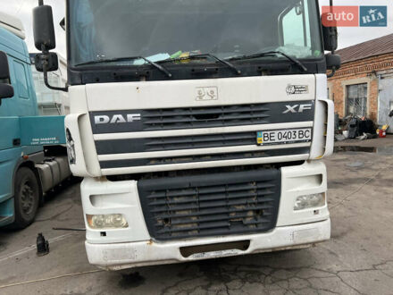 Даф XF 2004 у Миколаєві на Automoto.ua Білий Даф XF, об'ємом двигуна 13 л та пробігом 2 тис. км за 15000 $, фото 1 на Automoto.ua