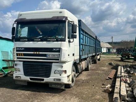 Белый Даф ХФ, объемом двигателя 12.58 л и пробегом 1000 тыс. км за 18000 $, фото 1 на Automoto.ua