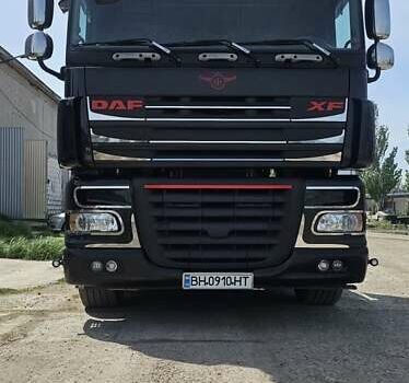 Черный Даф ХФ, объемом двигателя 12.9 л и пробегом 114 тыс. км за 14000 $, фото 2 на Automoto.ua