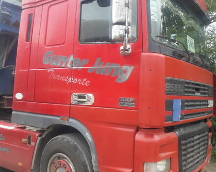 Червоний Даф XF, об'ємом двигуна 12.6 л та пробігом 9 тис. км за 8000 $, фото 1 на Automoto.ua