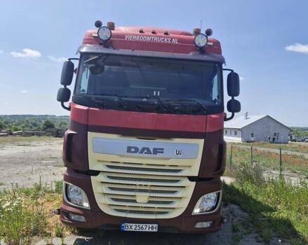 Красный Даф ХФ, объемом двигателя 12.9 л и пробегом 835 тыс. км за 21000 $, фото 2 на Automoto.ua