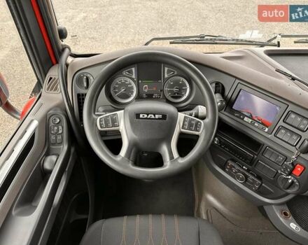 Червоний Даф XF, об'ємом двигуна 12.9 л та пробігом 880 тис. км за 33462 $, фото 21 на Automoto.ua